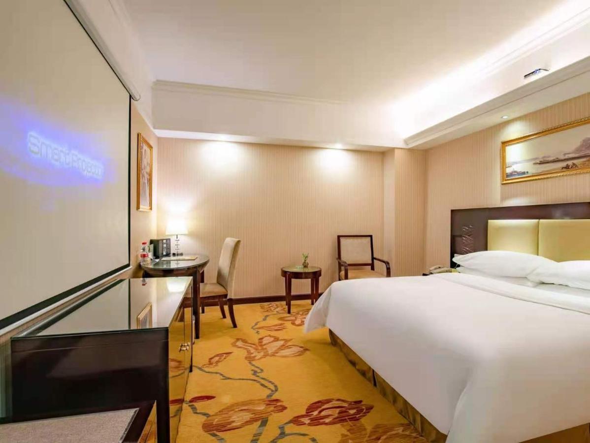 Vienna Hotel Baoan Liutang Xin'an  Dış mekan fotoğraf